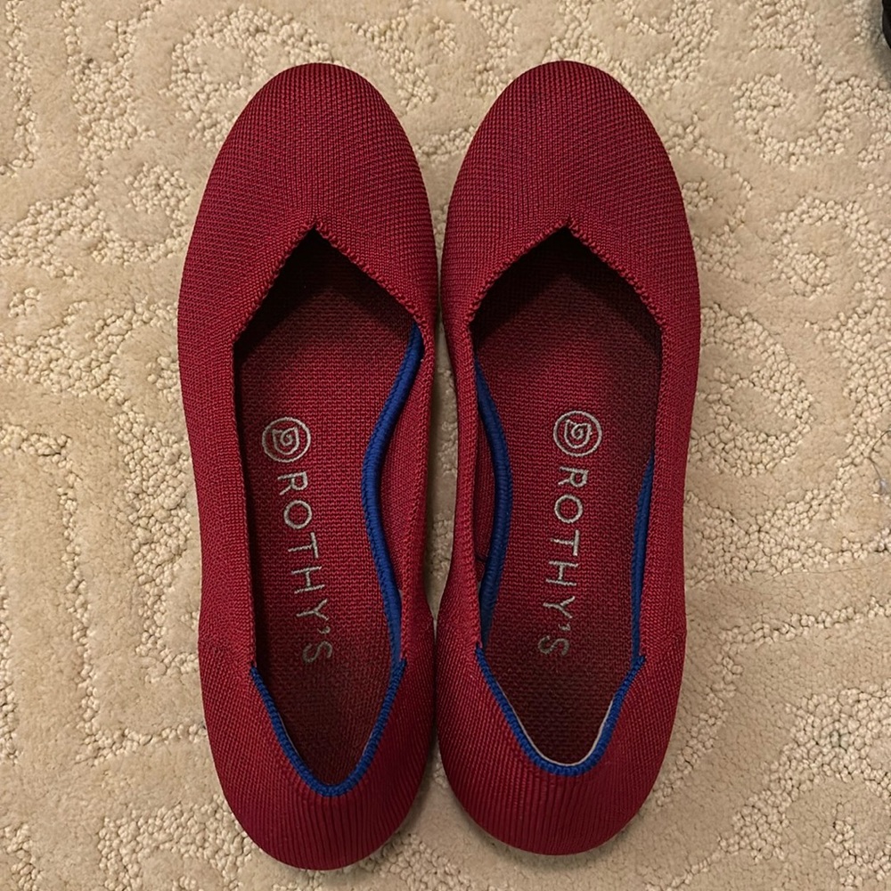 Red flats Rothy’s